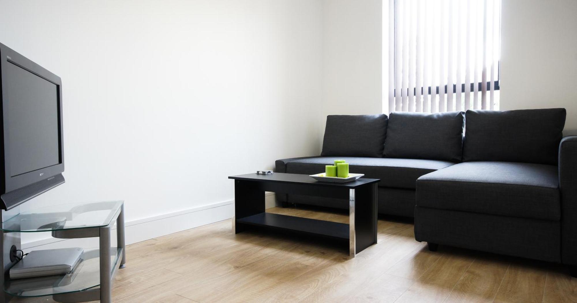 Deluxe Two-Bedroom Apartment